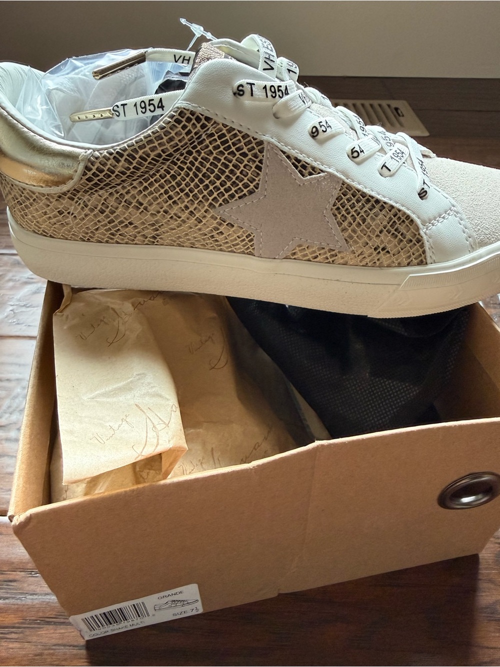 NWT Vintage Havana Grande White & Gold Snake-Print  Sneakers